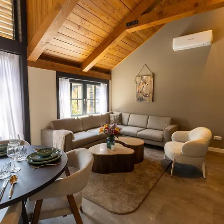 فيلة Valkse Hoeve Met Hottub | 4 Personen أوتيرلو