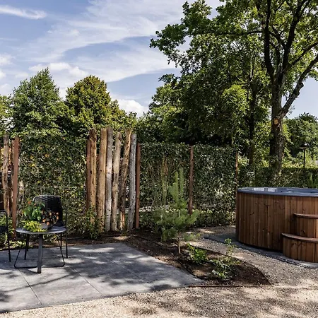 Valkse Hoeve Met Hottub | 4 Personen فيلة *